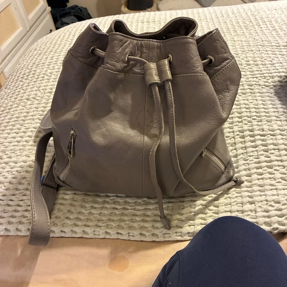 Elegant Day & Mood Gray Leather Backpack - Picture 3 of 15